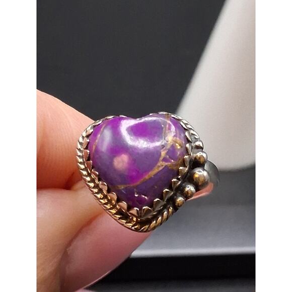 Purple Mojave Heart Ring, size 7.5, Sterling Silver, Southwest Style, Boho Chic - Picture 2 of 7
